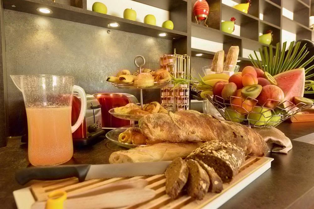 Hotel Villa Sophia - Adults Only July And August Μουζέν Εξωτερικό φωτογραφία